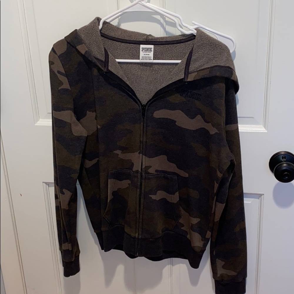 PINK CAMO ZIPUP WORN ONCE